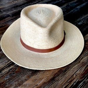 SunBody Teardrop Fedora Hat